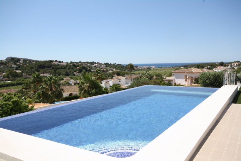 Luxurious modern villa with open valley and sea views in Moraira