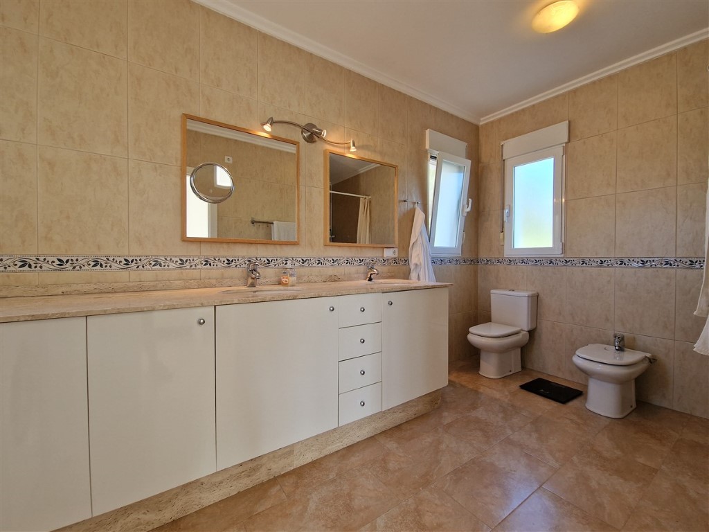 Moraira, Costa Blanca, Spain, 4 Bedrooms Bedrooms, ,3 BathroomsBathrooms,Villa,Sale,2121