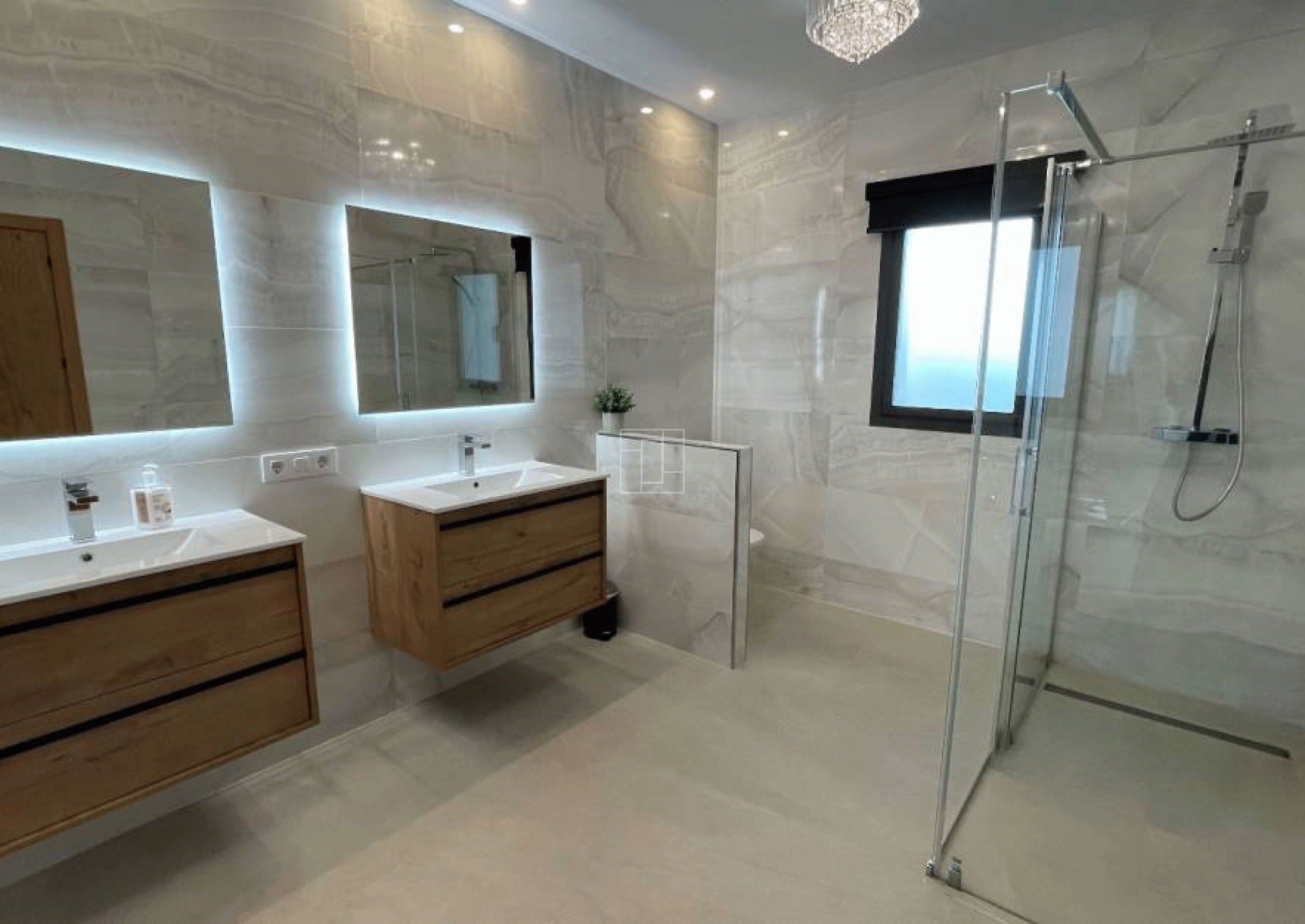 Exceptional key ready 5 bed luxury villa with panoramic sea views in Moraira