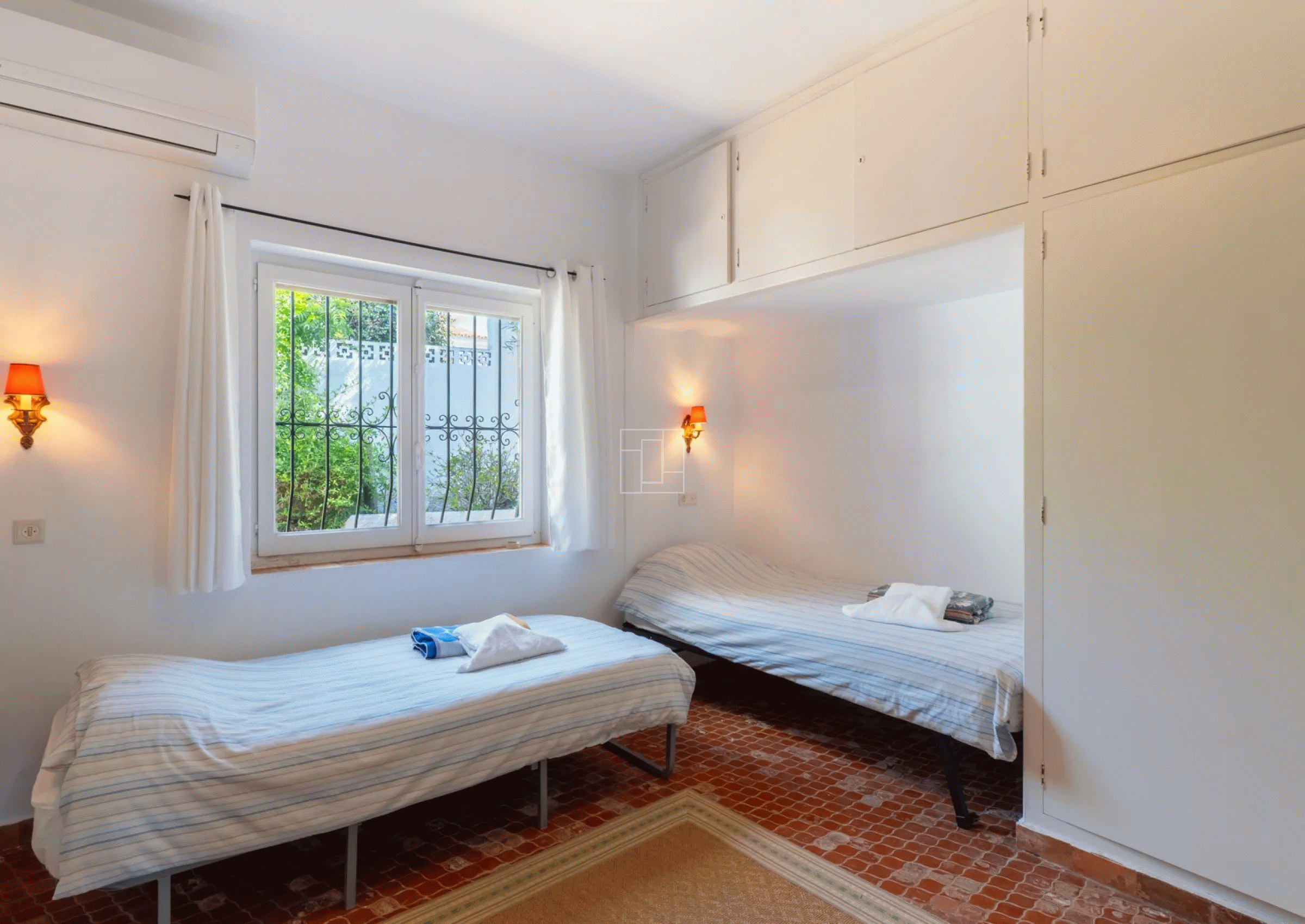 Moraira, Costa Blanca, Spain, 5 Bedrooms Bedrooms, ,5 BathroomsBathrooms,Villa,Sale,2547 Moraira, Costa Blanca, Spain, 5 Bedrooms Bedrooms, ,5 BathroomsBathrooms,Villa,Sale,2547