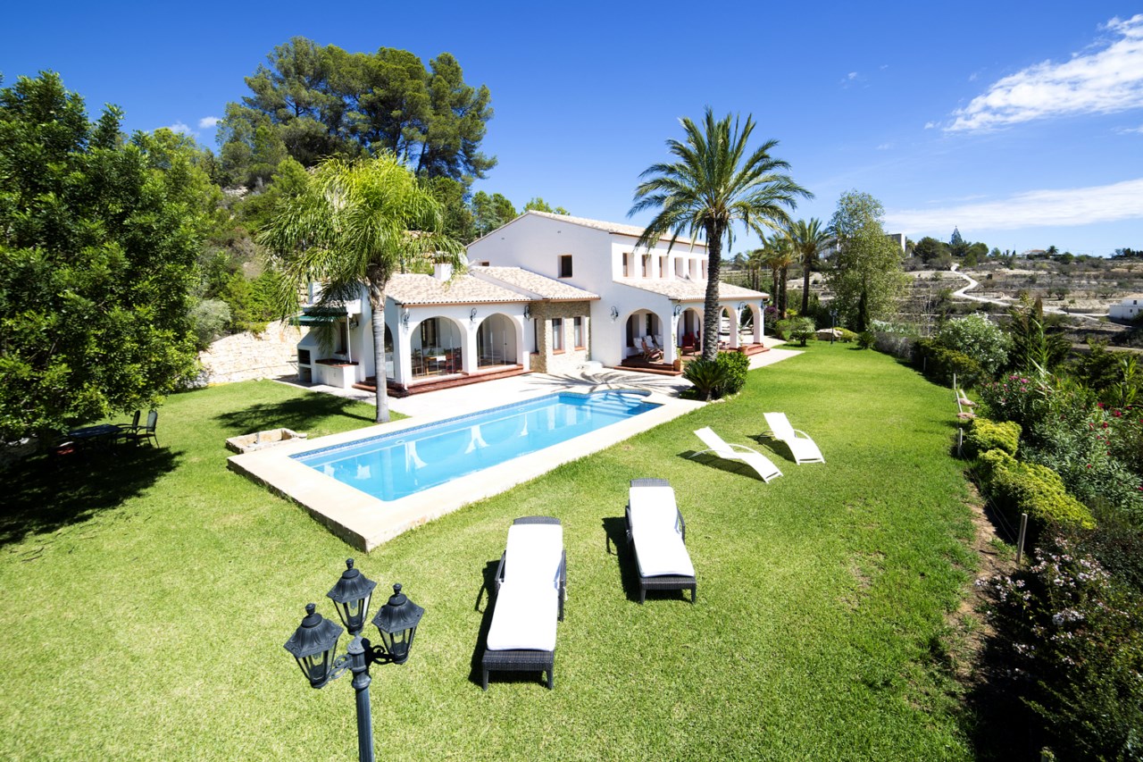 Traditional villa situated between Calpe and Benissa